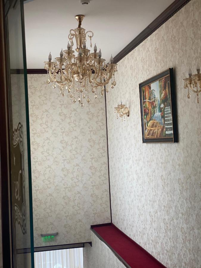 Hotel Onix Roman Luaran gambar