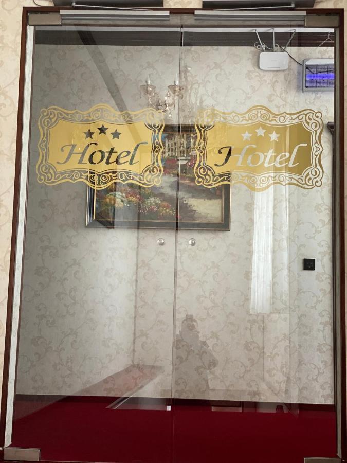 Hotel Onix Roman Luaran gambar